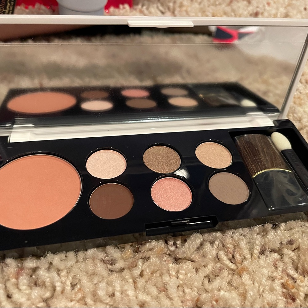 🎄🎁 Estee Lauder Lisa Perry Make-up Kit 80’s Vibe - Picture 3 of 4